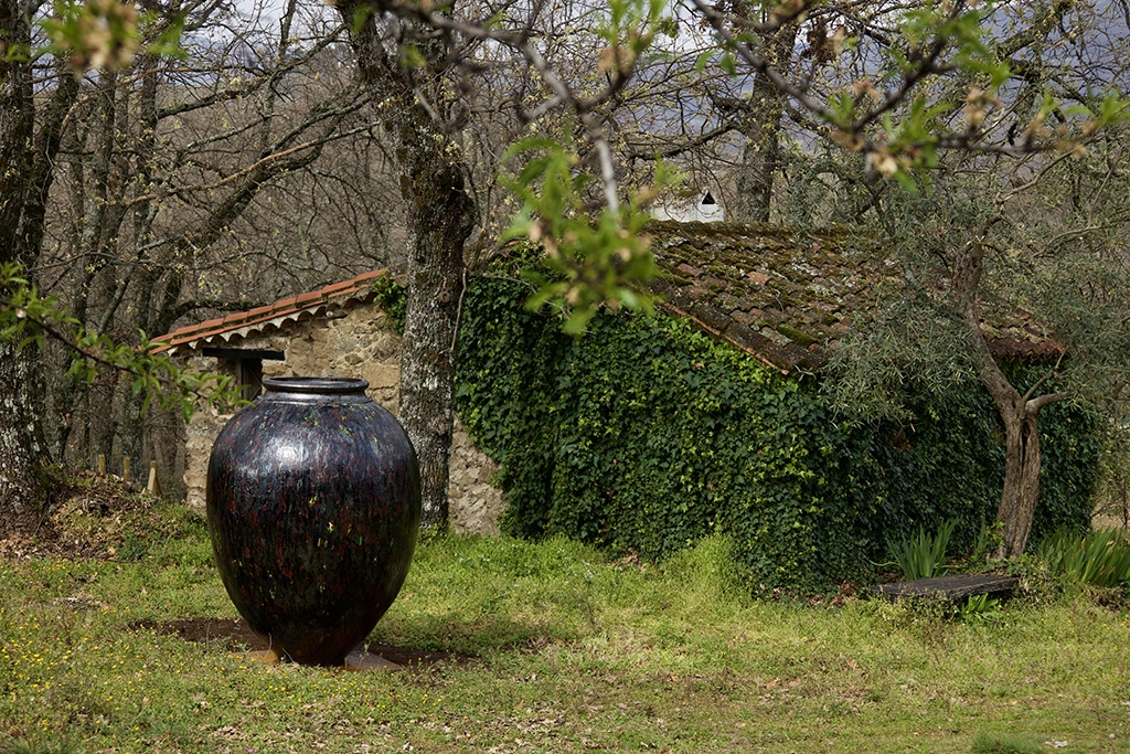 wine barrels in clay - ceramics